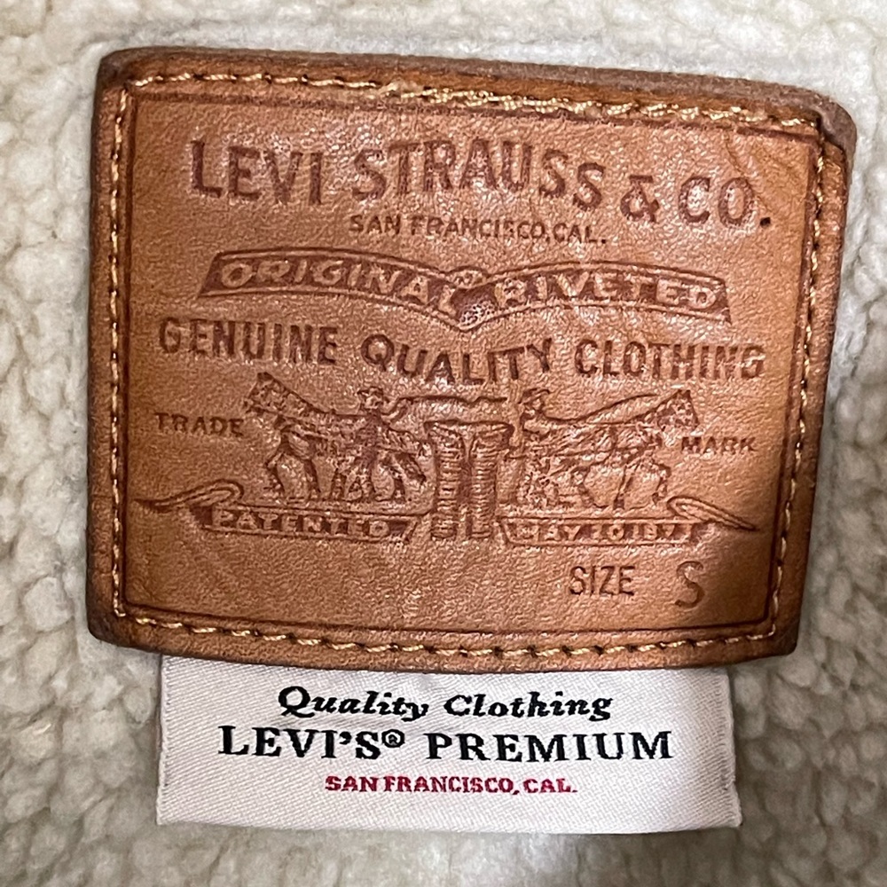 NWT  levi’s sweater jacket with 4 pockets for women, - Picture 6 of 11